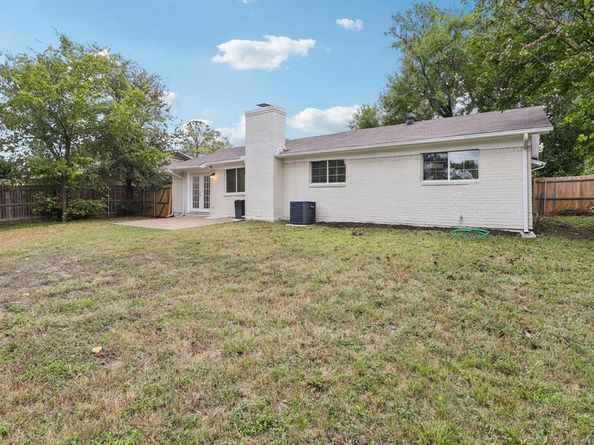 2608  Shenandoah Drive , Arlington Texas 76014