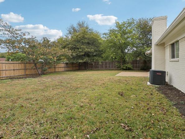 2608  Shenandoah Drive , Arlington Texas 76014