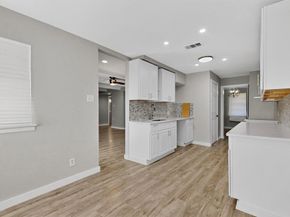 1120  Misty Glen Lane , Dallas Texas 75232