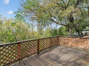 1801  Yale Street , River Oaks Texas 76114