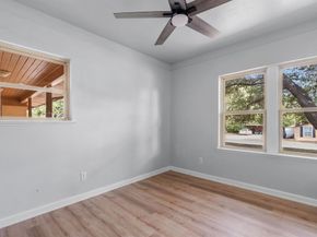 1801  Yale Street , River Oaks Texas 76114