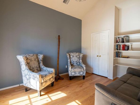 903  Lakefield Drive , Mesquite Texas 75181