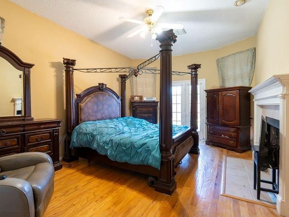 903  Lakefield Drive , Mesquite Texas 75181