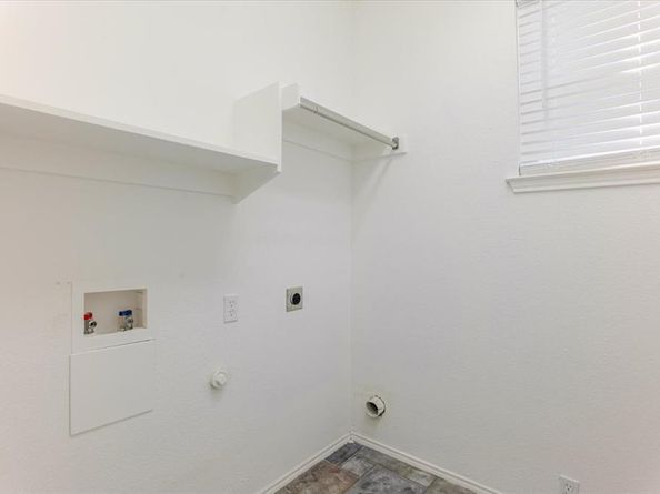 6704  Alderbrook Drive , Denton Texas 76210