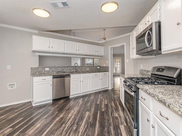 1420  Country Lane , Allen Texas 75002