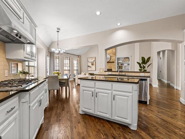 8204  Ridgelea Street , Dallas Texas 75209