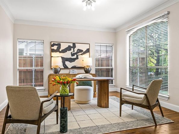 8204  Ridgelea Street , Dallas Texas 75209