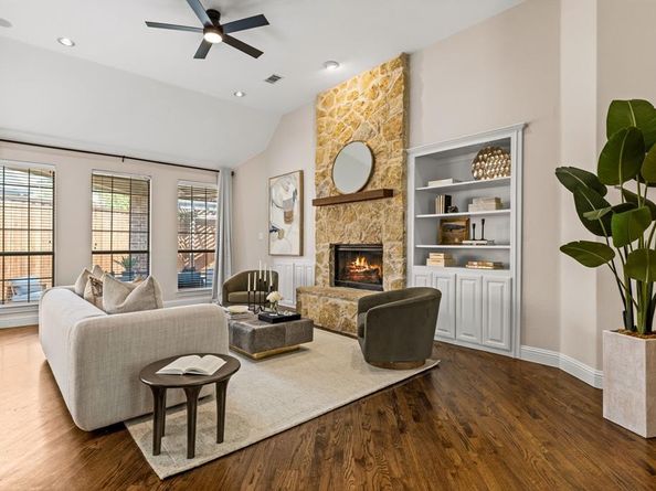 8204  Ridgelea Street , Dallas Texas 75209