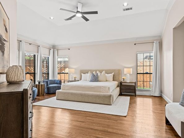 8204  Ridgelea Street , Dallas Texas 75209