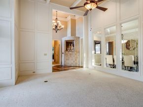 9812  Canyon Crest Circle , Irving Texas 75063