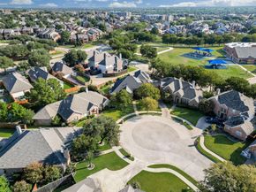 9812  Canyon Crest Circle , Irving Texas 75063