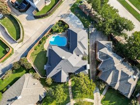 9812  Canyon Crest Circle , Irving Texas 75063