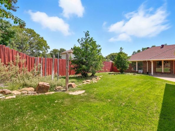 3617  Wandering Trail , Plano Texas 75075