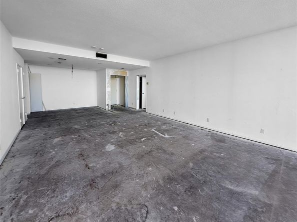 6335 W Northwest Highway  1815, Dallas Texas 75225