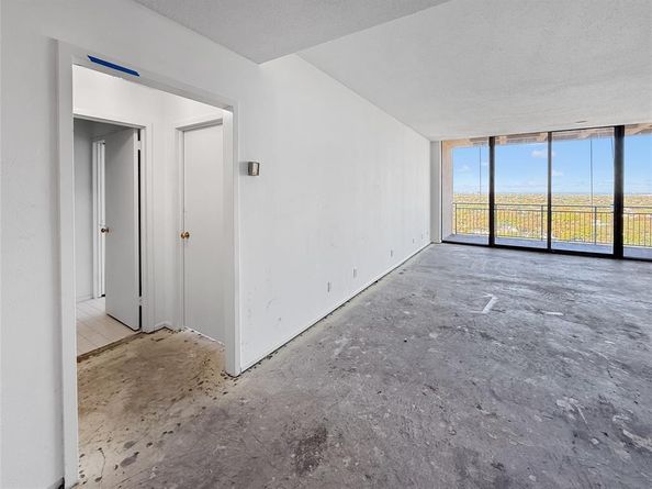 6335 W Northwest Highway  1815, Dallas Texas 75225