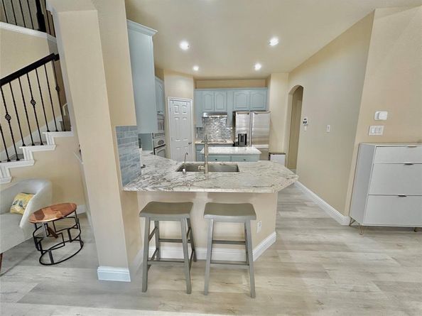 2122  TRICKLING CREEK Drive , Garland Texas 75041