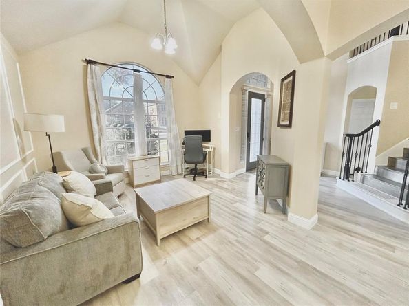 2122  TRICKLING CREEK Drive , Garland Texas 75041