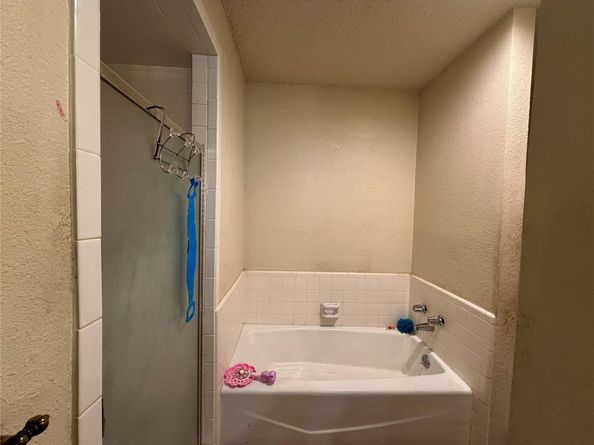 7217  Fuller Circle , Fort Worth Texas 76133