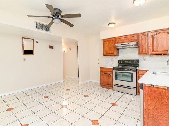 3838  Ruidosa Avenue , Dallas Texas 75228