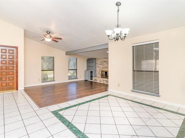 3838  Ruidosa Avenue , Dallas Texas 75228