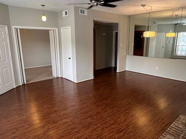 3101  Townbluff Drive  413, Plano Texas 75075