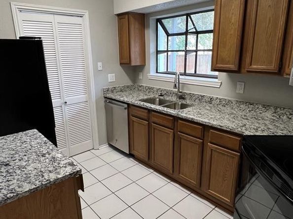 3101  Townbluff Drive  413, Plano Texas 75075