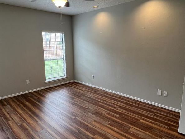 3101  Townbluff Drive  413, Plano Texas 75075