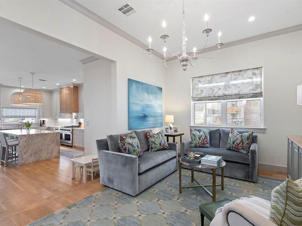 8010  Eagle Trail , Dallas Texas 75238