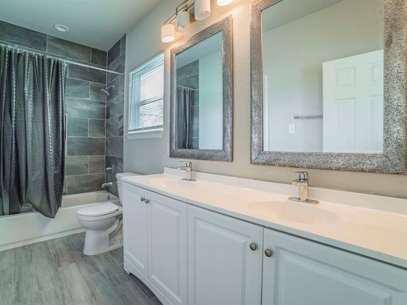 2407  Lee Avenue , Fort Worth Texas 76164