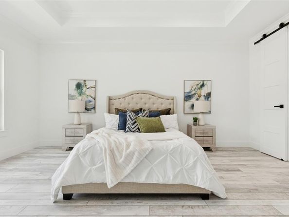 823 S Winnetka Avenue , Dallas Texas 75208