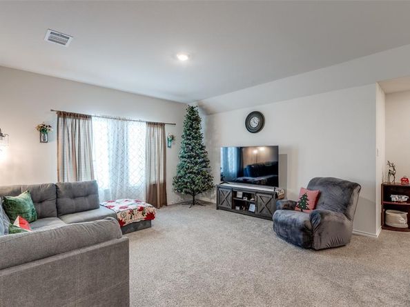 13200  Rich Lane  , Aubrey Texas 76227