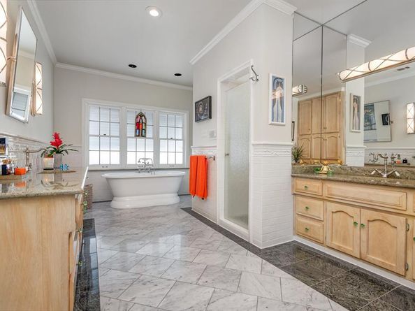 1103  Findlay Drive , Arlington Texas 76012