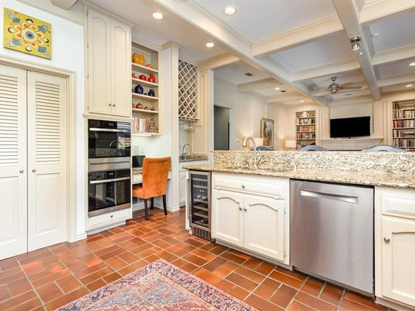 1103  Findlay Drive , Arlington Texas 76012