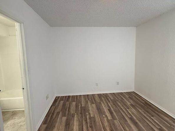 9813  Walnut Street  302, Dallas Texas 75243