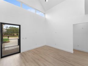 5308  Chippewa Drive , Dallas Texas 75212