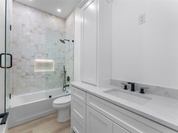 5308  Chippewa Drive , Dallas Texas 75212