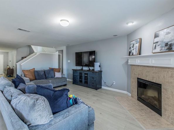 1208  Foster Street , Cedar Hill Texas 75104