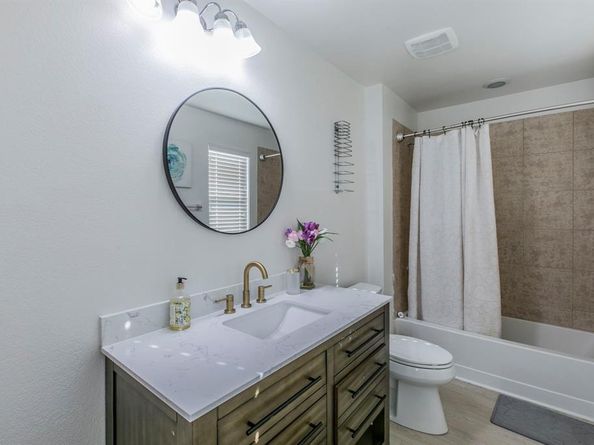 1208  Foster Street , Cedar Hill Texas 75104