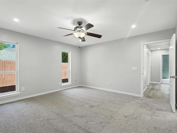 1402  Country Lane , Allen Texas 75002