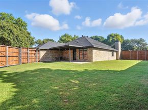 1402  Country Lane , Allen Texas 75002
