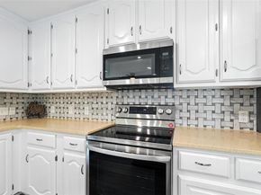 1402  Country Lane , Allen Texas 75002