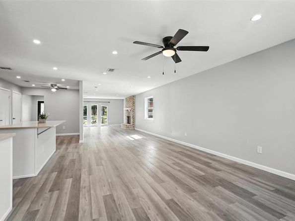 1402  Country Lane , Allen Texas 75002