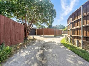 1402  Country Lane , Allen Texas 75002