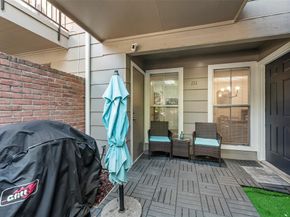 7510  Holly Hill Drive  111, Dallas Texas 75231