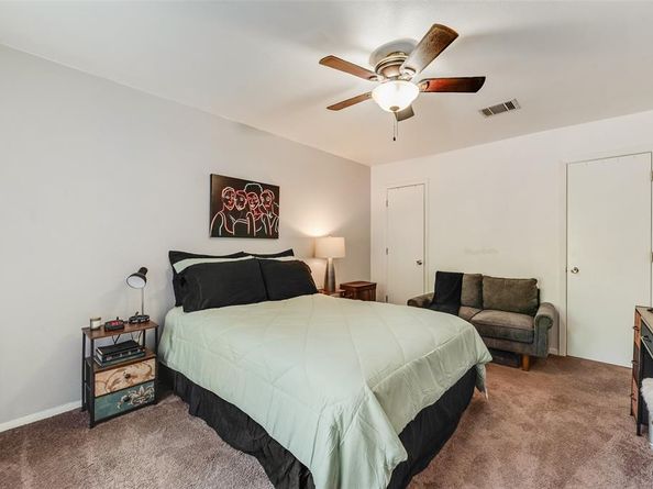 7510  Holly Hill Drive  111, Dallas Texas 75231