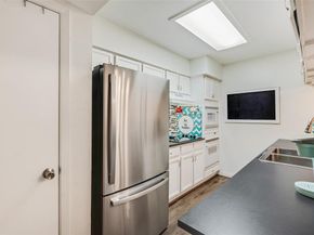 7510  Holly Hill Drive  111, Dallas Texas 75231