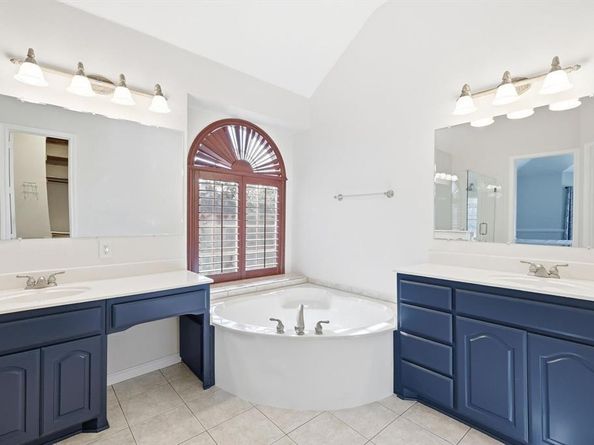 3402  Buckingham Lane , Highland Village Texas 75077