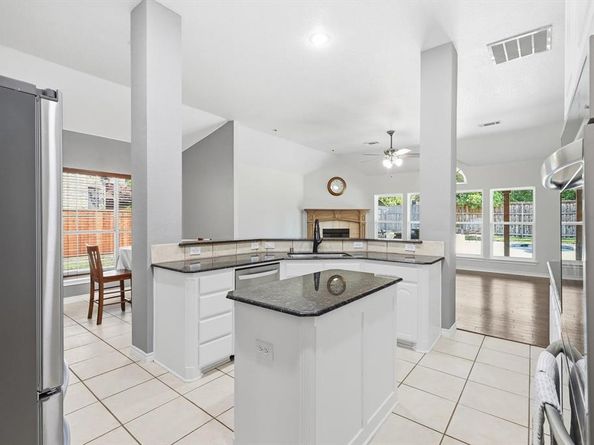 3402  Buckingham Lane , Highland Village Texas 75077