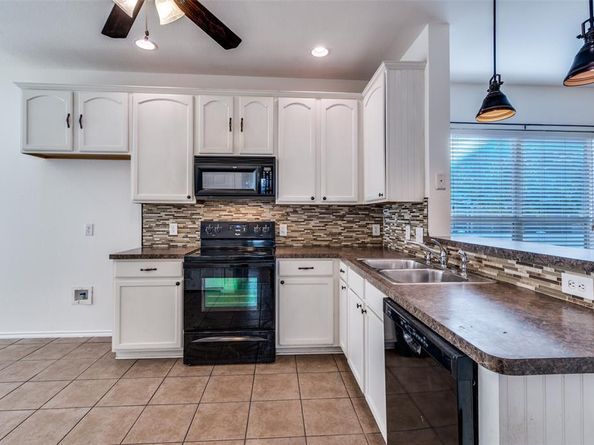 9525  Waterman Drive , Providence Village Texas 76227