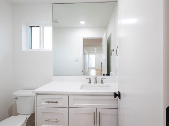 1612  Grigsby Avenue  102, Dallas Texas 75204